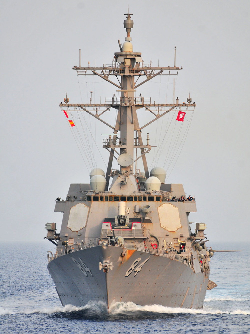 El Bulkeley durante su trayecto de Norfolk a Rota, con parada en las Islas Canarias (US Navy)